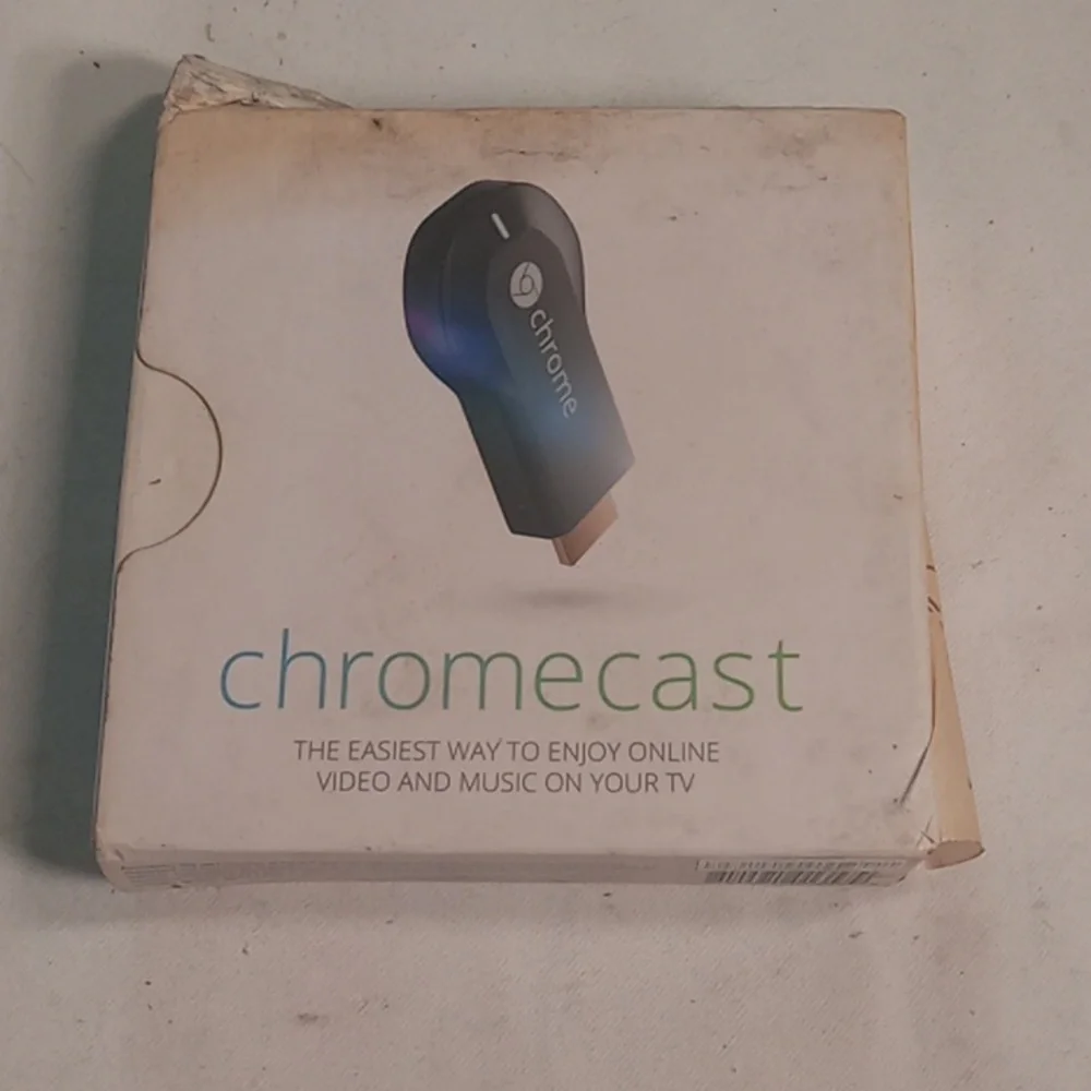 Google Chromecast New Sealed Wear On Box 2013 Works With Android, IOS, OS X, Win